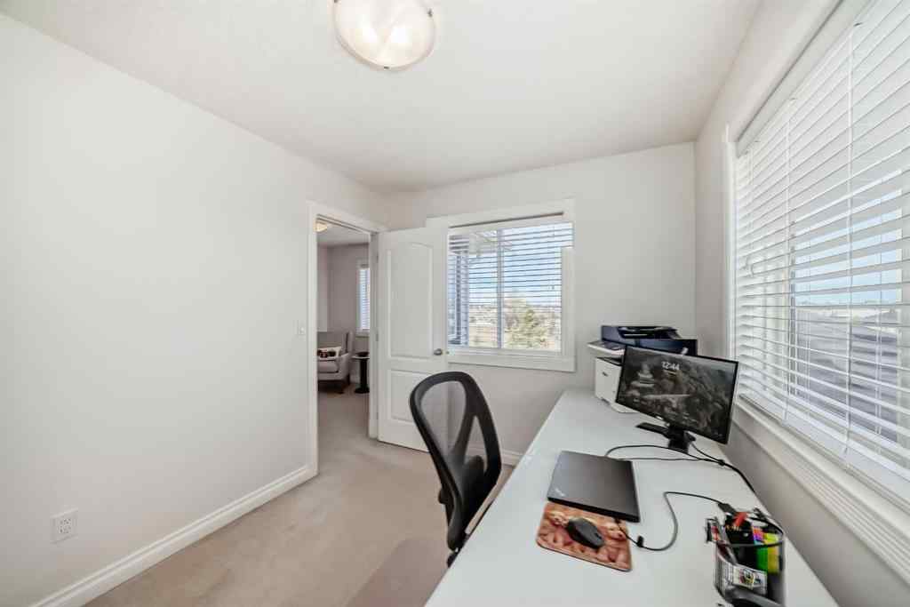 MLS® A2267077 - 7 Stage Coach Meadow  in Sharp Hill Rural Rocky View County, Residential