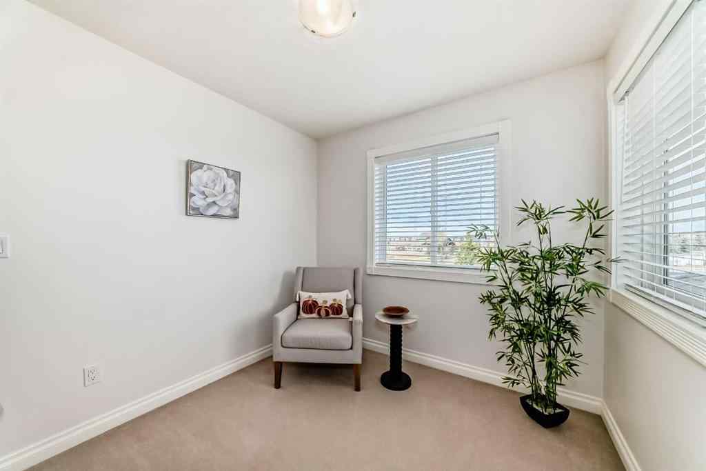 MLS® A2267077 - 7 Stage Coach Meadow  in Sharp Hill Rural Rocky View County, Residential