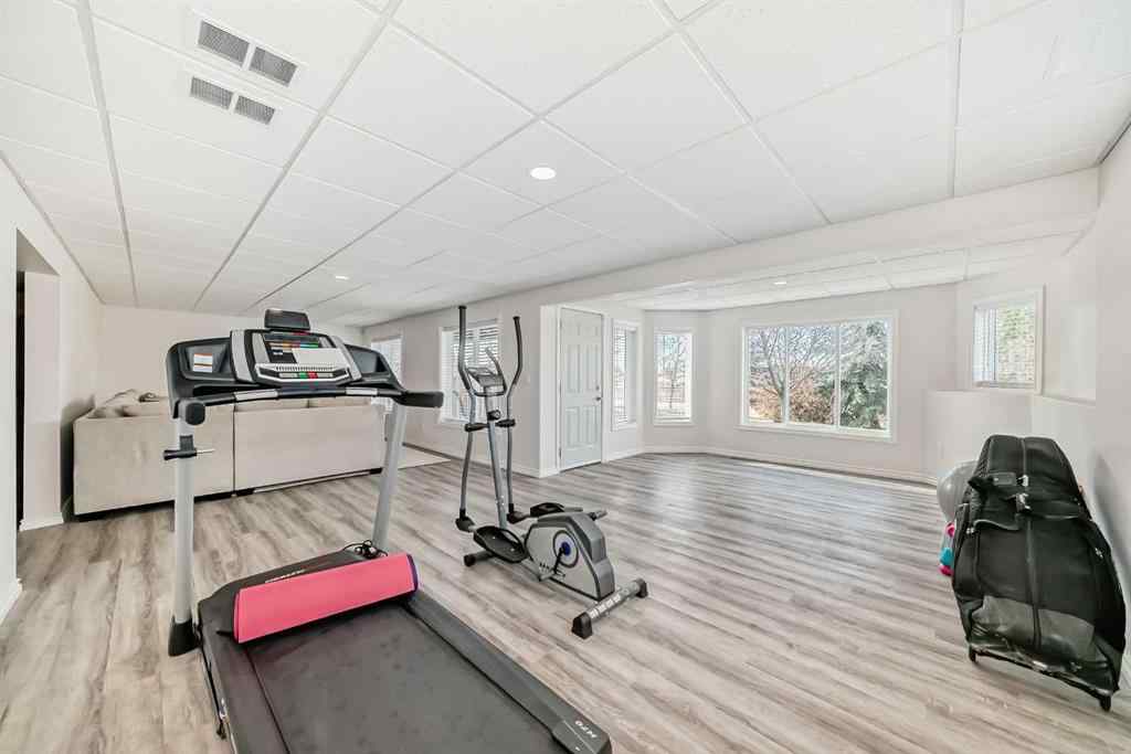 MLS® A2267077 - 7 Stage Coach Meadow  in Sharp Hill Rural Rocky View County, Residential