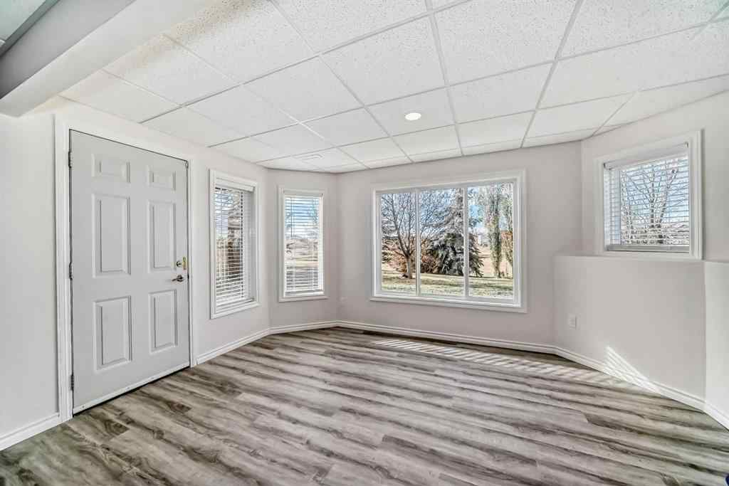 MLS® A2267077 - 7 Stage Coach Meadow  in Sharp Hill Rural Rocky View County, Residential