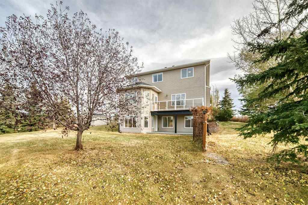 MLS® A2267077 - 7 Stage Coach Meadow  in Sharp Hill Rural Rocky View County, Residential