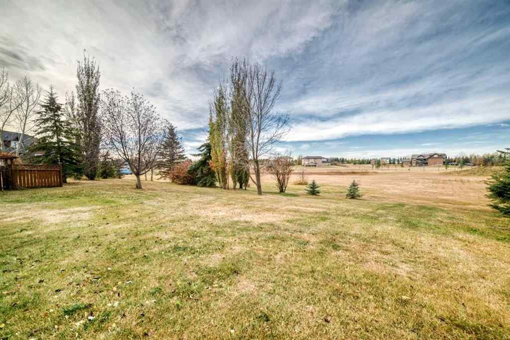 MLS® A2267077 - 7 Stage Coach Meadow  in Sharp Hill Rural Rocky View County, Residential
