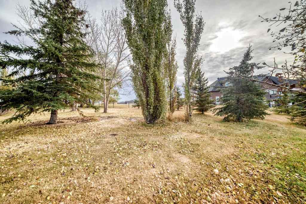 MLS® A2267077 - 7 Stage Coach Meadow  in Sharp Hill Rural Rocky View County, Residential