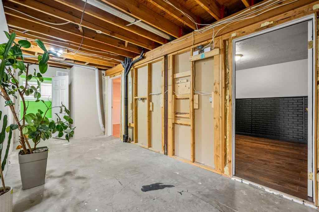 MLS® A2267079 - 62 Elsmore Place SE in Edgewater Airdrie, Residential