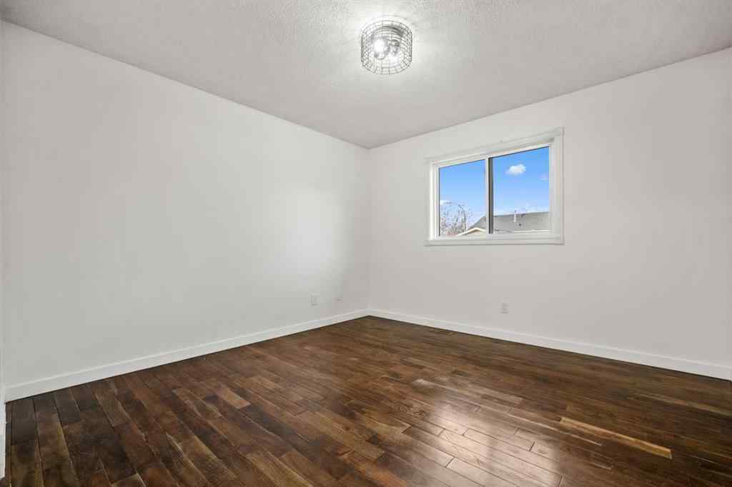 MLS® A2267079 - 62 Elsmore Place SE in Edgewater Airdrie, Residential