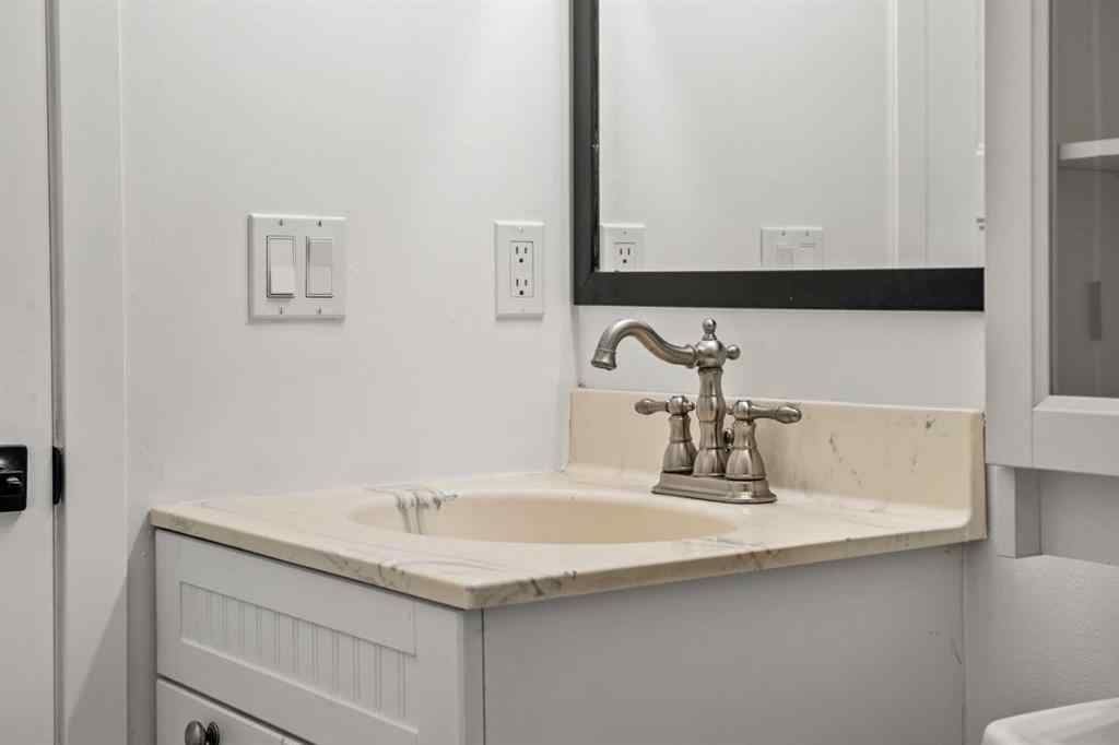 MLS® A2267079 - 62 Elsmore Place SE in Edgewater Airdrie, Residential