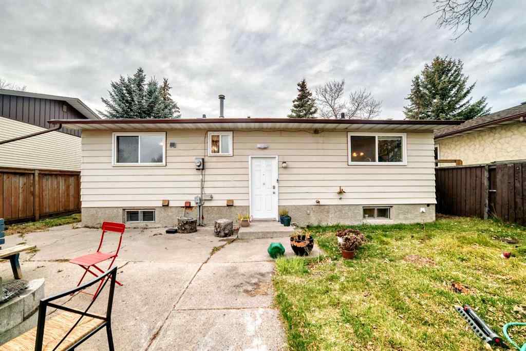 MLS® A2267080 - 363 Templeside Circle NE in Temple Calgary, Residential