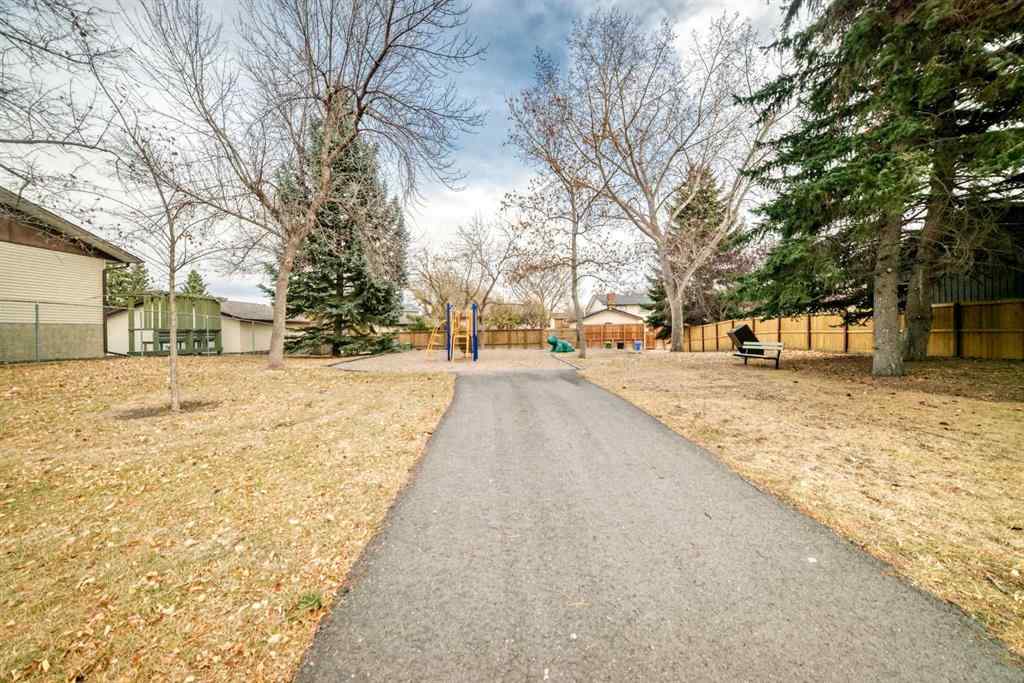 MLS® A2267080 - 363 Templeside Circle NE in Temple Calgary, Residential