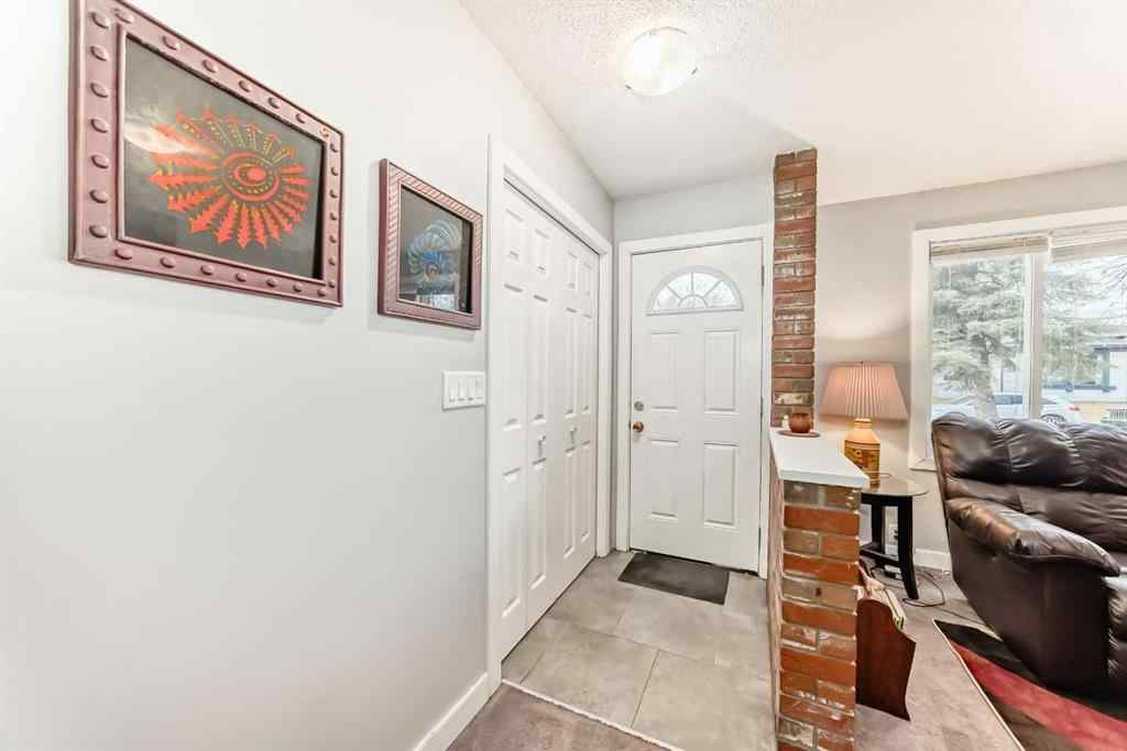 MLS® A2267080 - 363 Templeside Circle NE in Temple Calgary, Residential