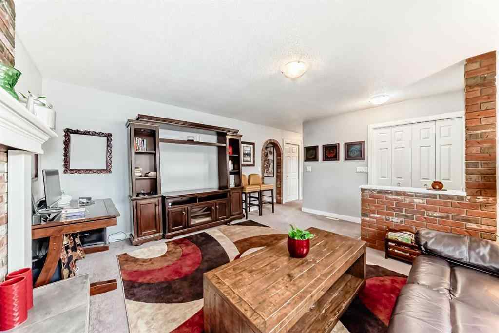 MLS® A2267080 - 363 Templeside Circle NE in Temple Calgary, Residential