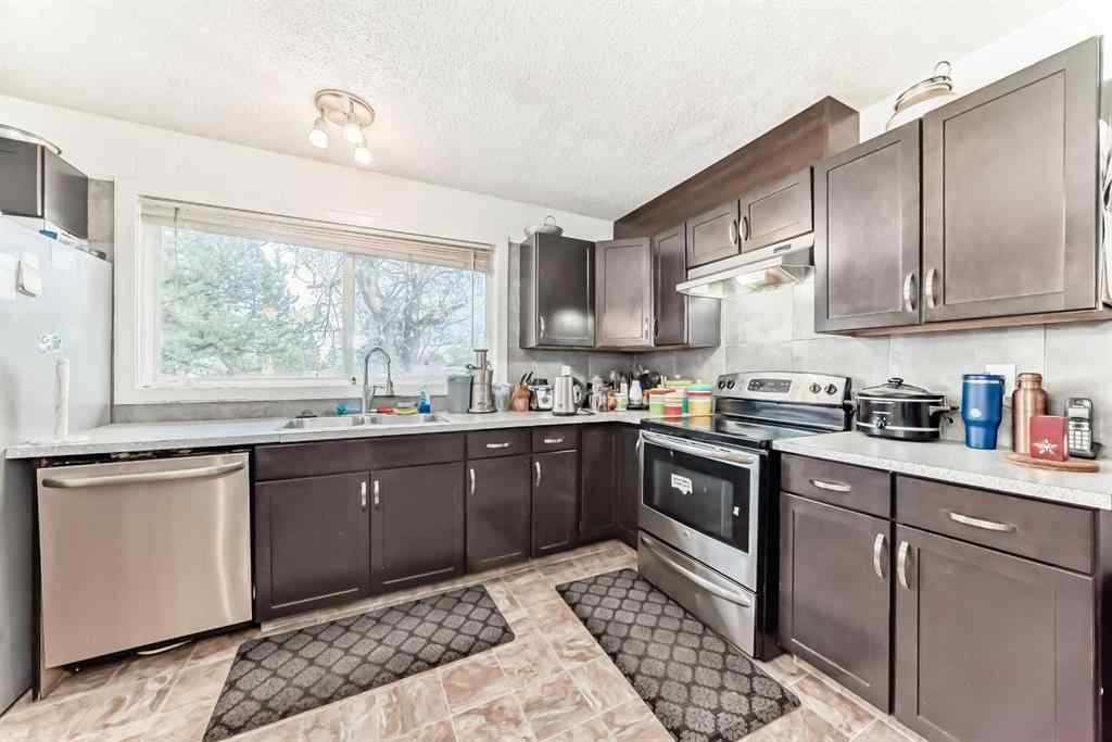MLS® A2267080 - 363 Templeside Circle NE in Temple Calgary, Residential