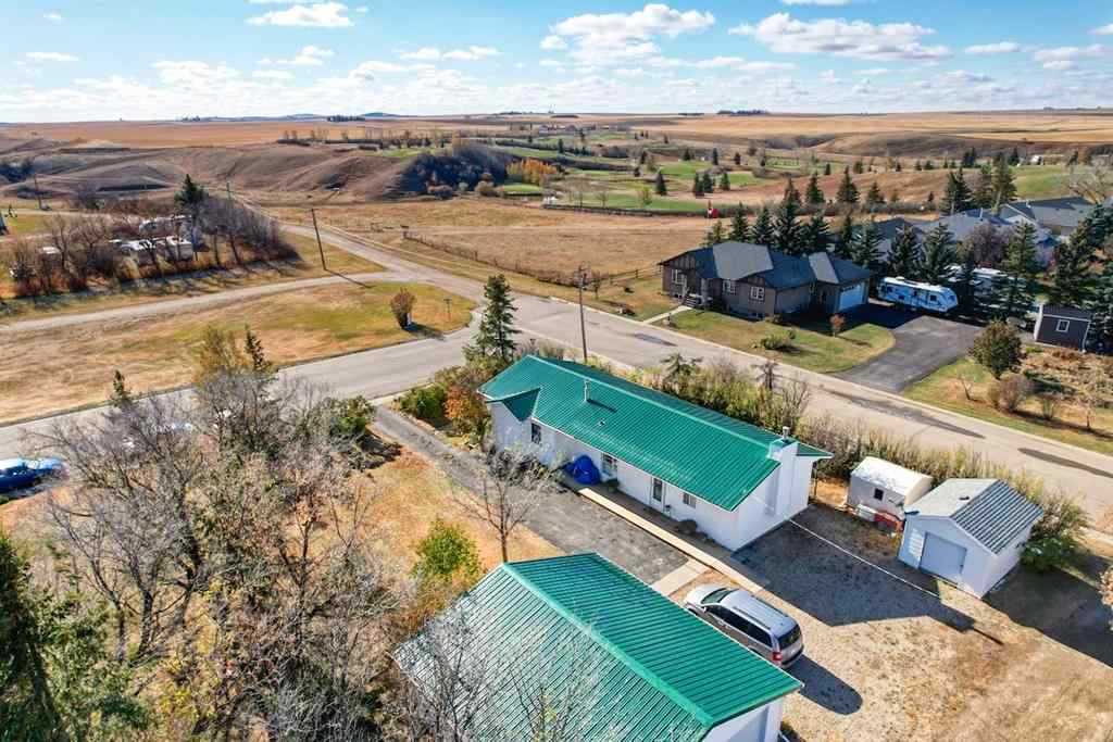 MLS® A2267081 - 302 St Anne's Avenue  in NONE Trochu, Residential