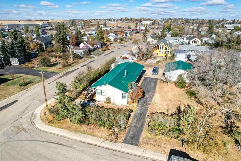 MLS® A2267081 - 302 St Anne's Avenue  in NONE Trochu, Residential