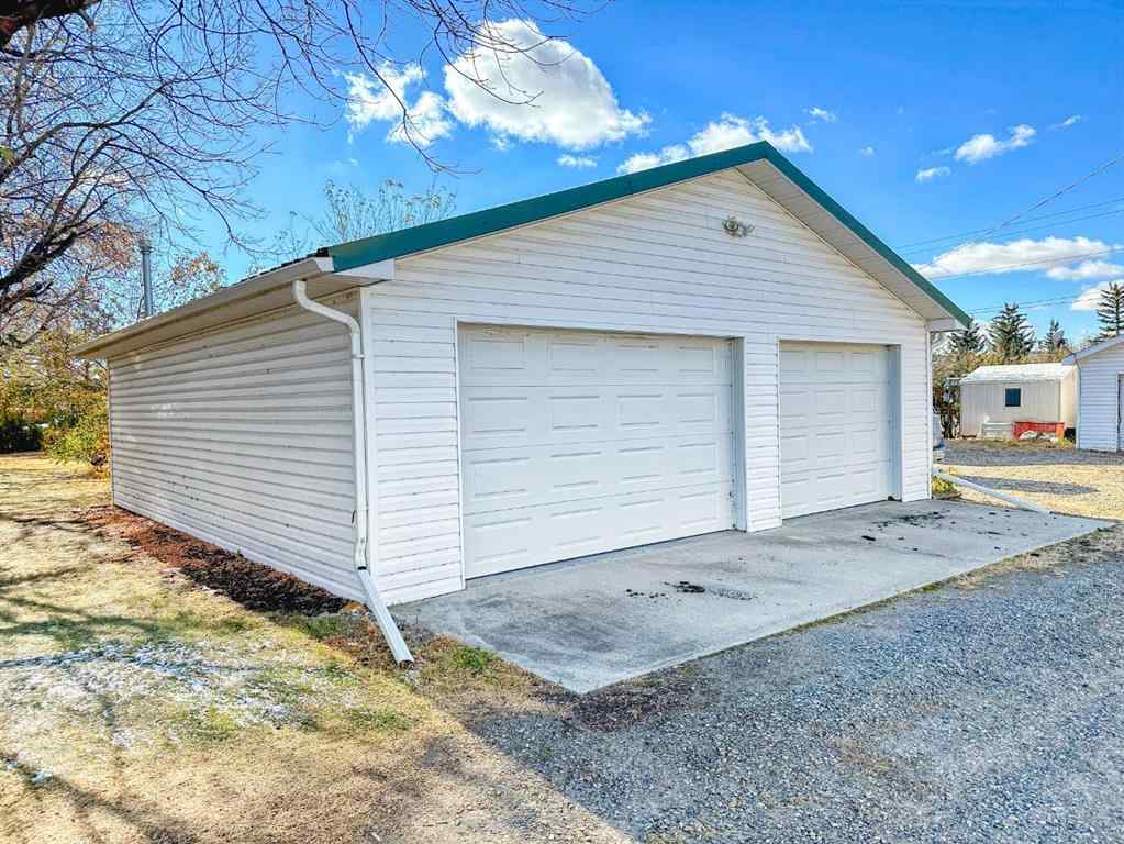 MLS® A2267081 - 302 St Anne's Avenue  in NONE Trochu, Residential