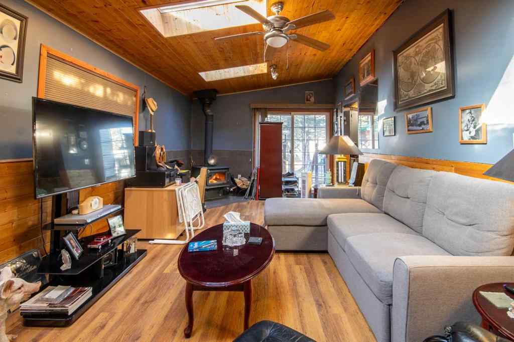 MLS® A2267082 - Unit ##1 1 200 Avenue SW in NONE Sundre, Residential