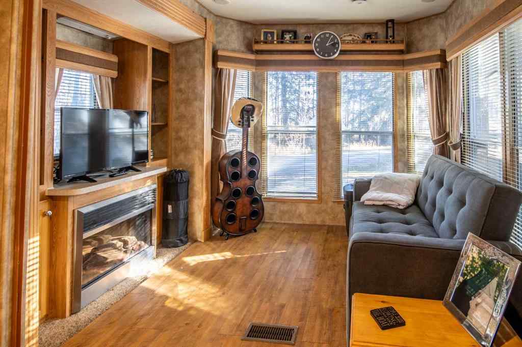 MLS® A2267082 - Unit ##1 1 200 Avenue SW in NONE Sundre, Residential