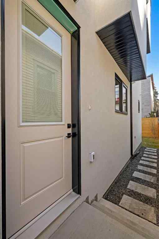 MLS® A2267084 - 2518 16B Street SW in Bankview Calgary, Residential