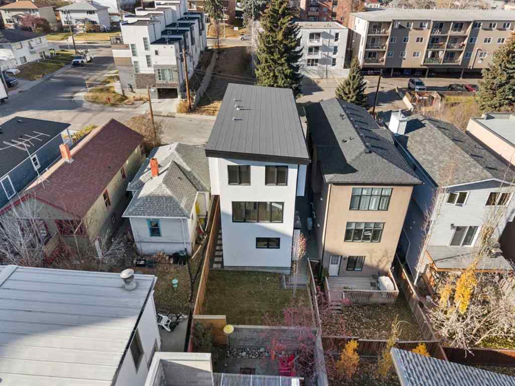 MLS® A2267084 - 2518 16B Street SW in Bankview Calgary, Residential