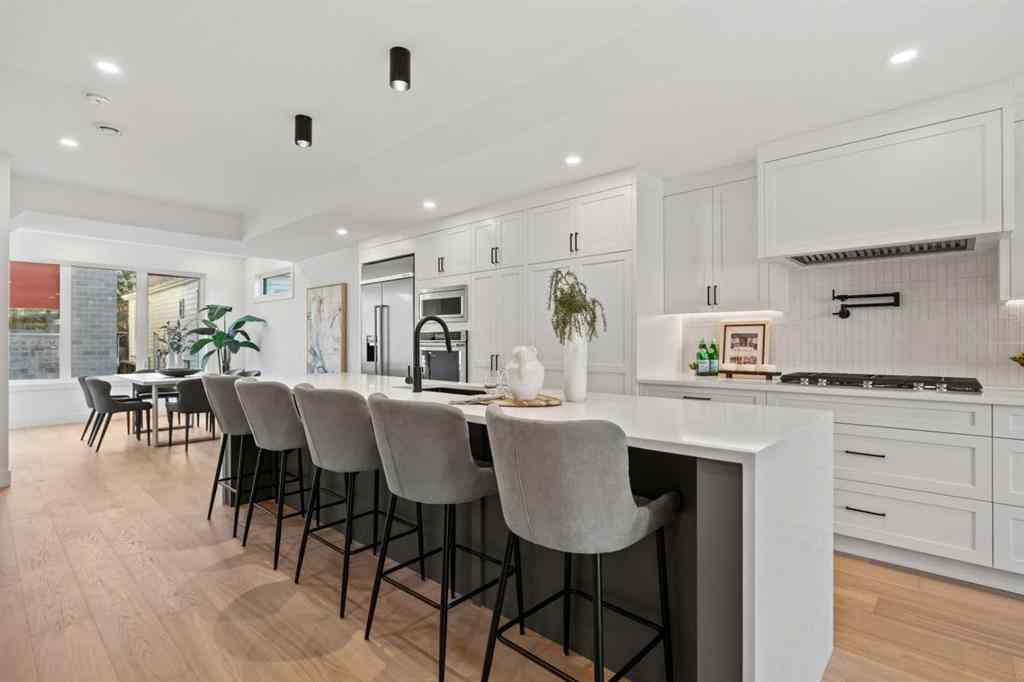 MLS® A2267084 - 2518 16B Street SW in Bankview Calgary, Residential