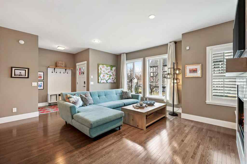 MLS® A2267086 - 96 Beny-Sur-Mer Road SW in Currie Barracks Calgary, Residential