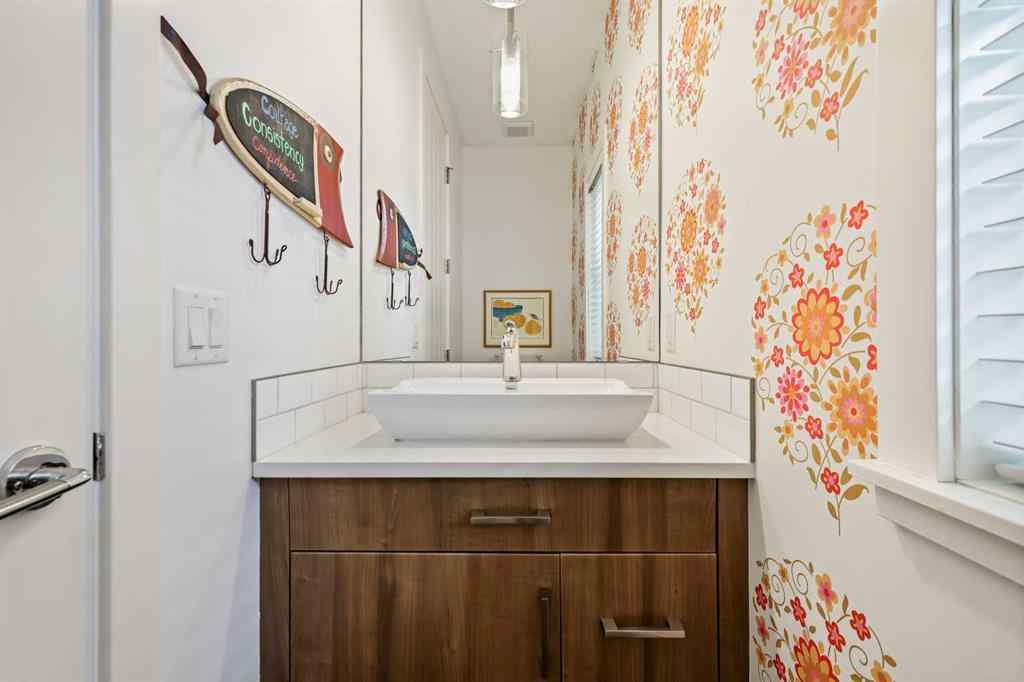 MLS® A2267086 - 96 Beny-Sur-Mer Road SW in Currie Barracks Calgary, Residential