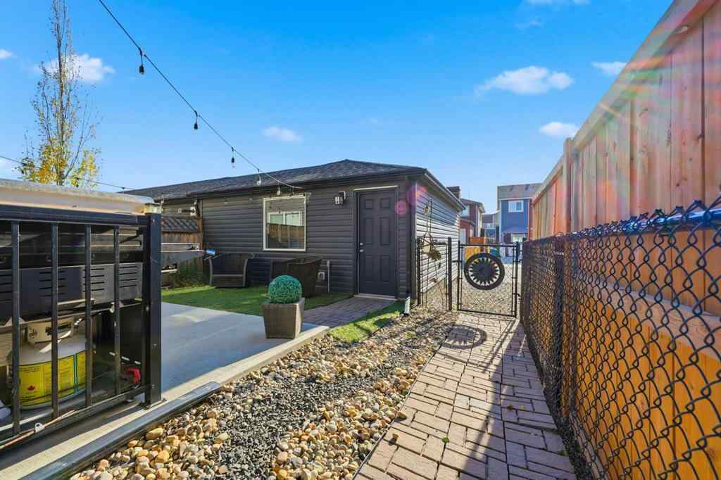 MLS&reg; # A2267090 - 377 Midtown Gate SW in Midtown Airdrie, Residential Open Houses