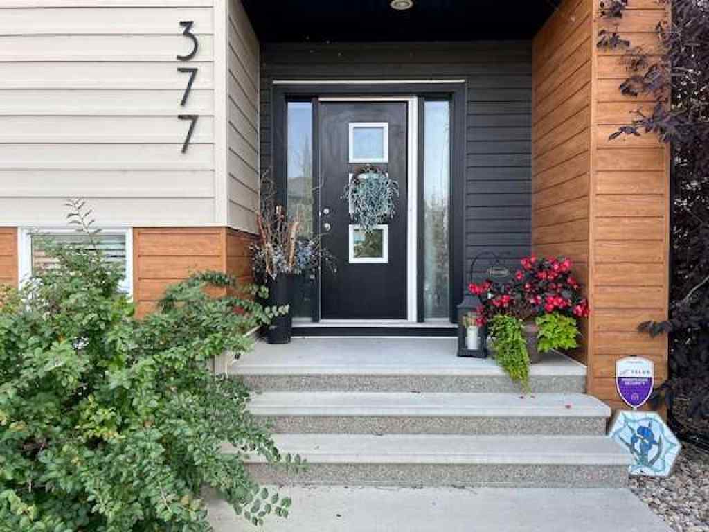 MLS&reg; # A2267090 - 377 Midtown Gate SW in Midtown Airdrie, Residential Open Houses