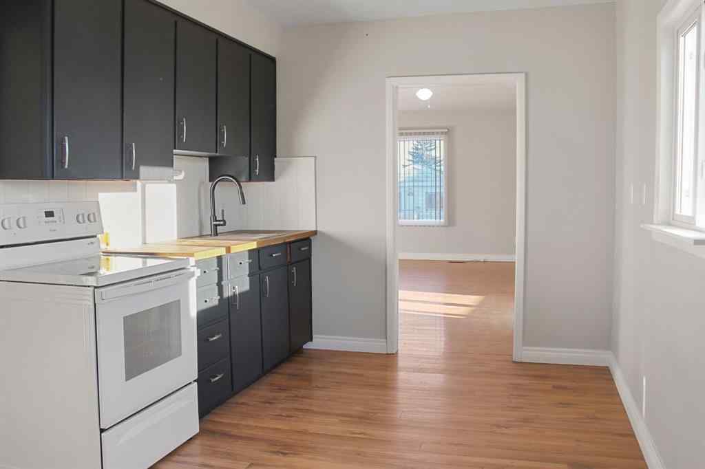 MLS® A2267094 - 5006 52 Street  in NONE Castor, Residential