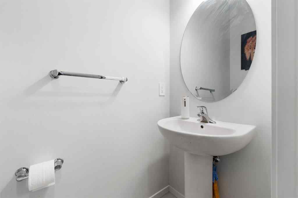 MLS® A2267101 - 633 Windrow Manor SW in Windsong Airdrie, Residential