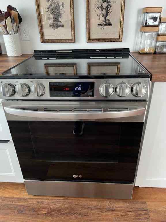 MLS® A2267105 - 4313 53A Street  in Parkdale Wetaskiwin, Residential