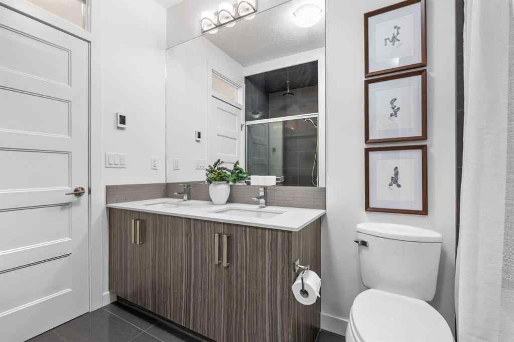 MLS® A2267111 - Unit #1 308 11 Avenue NE in Crescent Heights Calgary, Residential