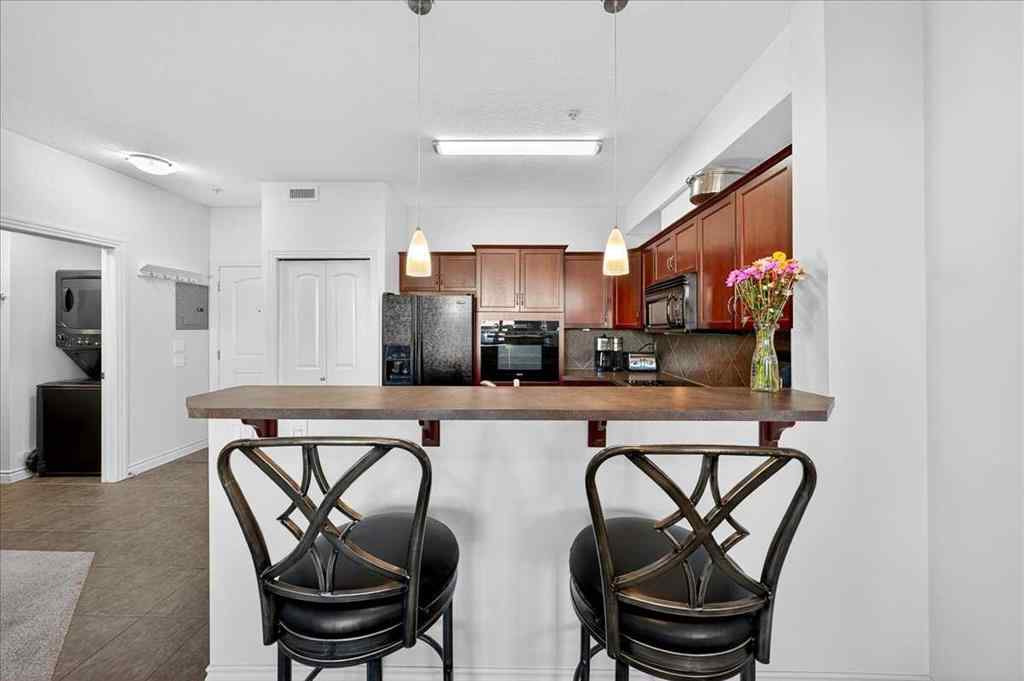 MLS® A2267112 - Unit #253 26 Val Gardena View SW in Springbank Hill Calgary, Residential