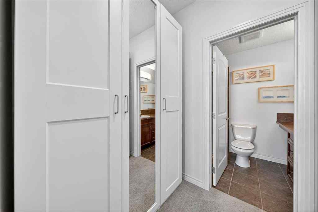 MLS® A2267112 - Unit #253 26 Val Gardena View SW in Springbank Hill Calgary, Residential