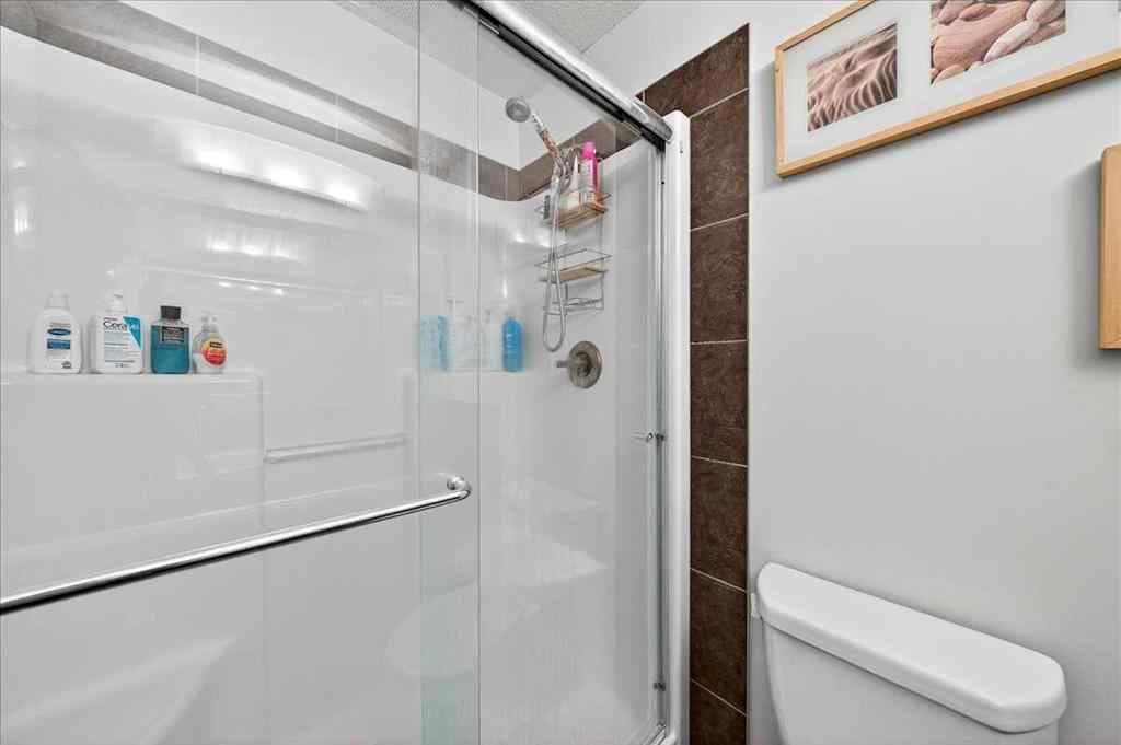 MLS® A2267112 - Unit #253 26 Val Gardena View SW in Springbank Hill Calgary, Residential