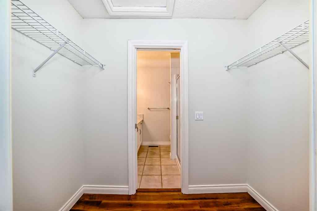 MLS® A2267113 - 191 Cedarwood Lane SW in Cedarbrae Calgary, Residential