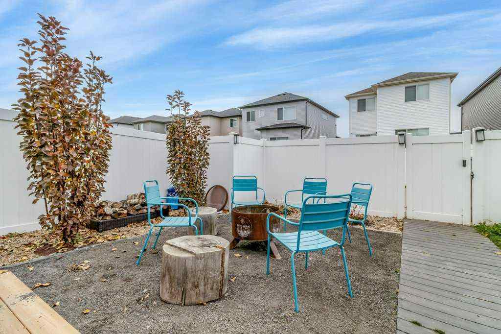 MLS® A2267115 - 33 Earl Close  in Evergreen Red Deer, Residential