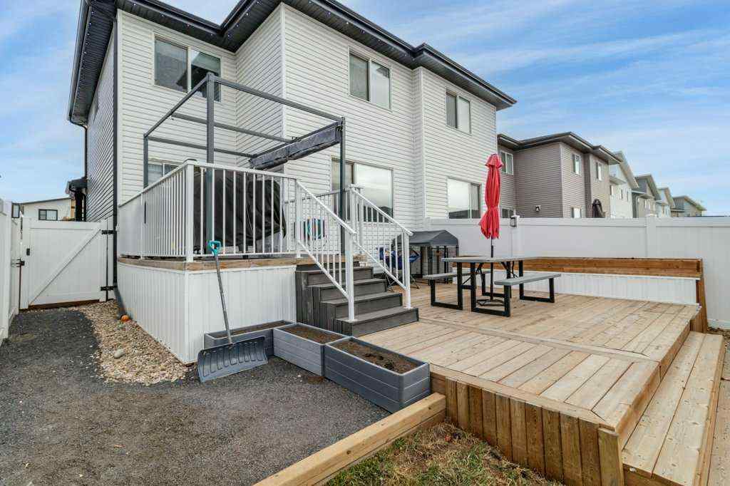 MLS® A2267115 - 33 Earl Close  in Evergreen Red Deer, Residential