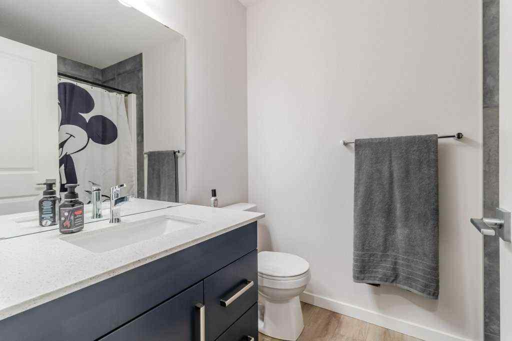 MLS® A2267115 - 33 Earl Close  in Evergreen Red Deer, Residential