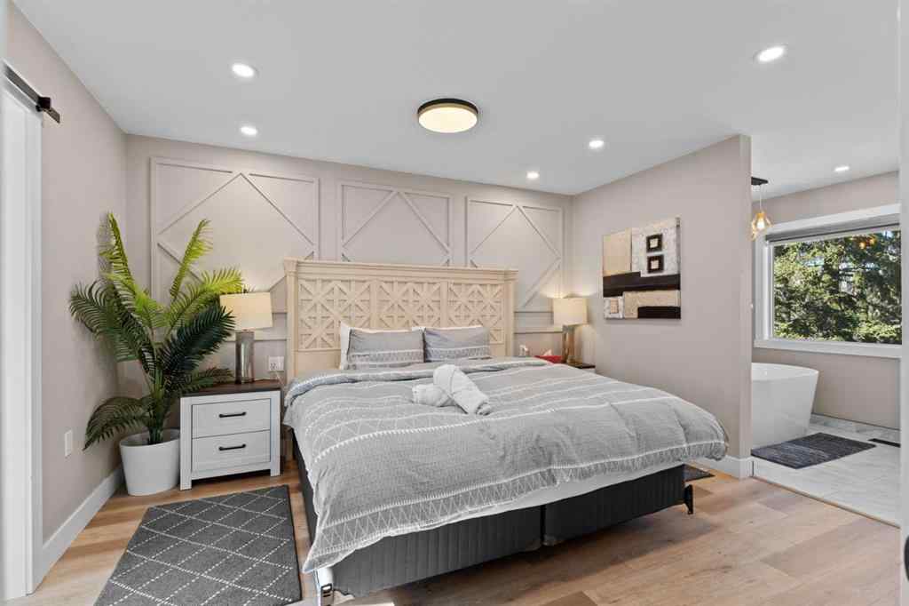 MLS® A2267116 - 3832 40 Avenue NW in Varsity Calgary, Residential