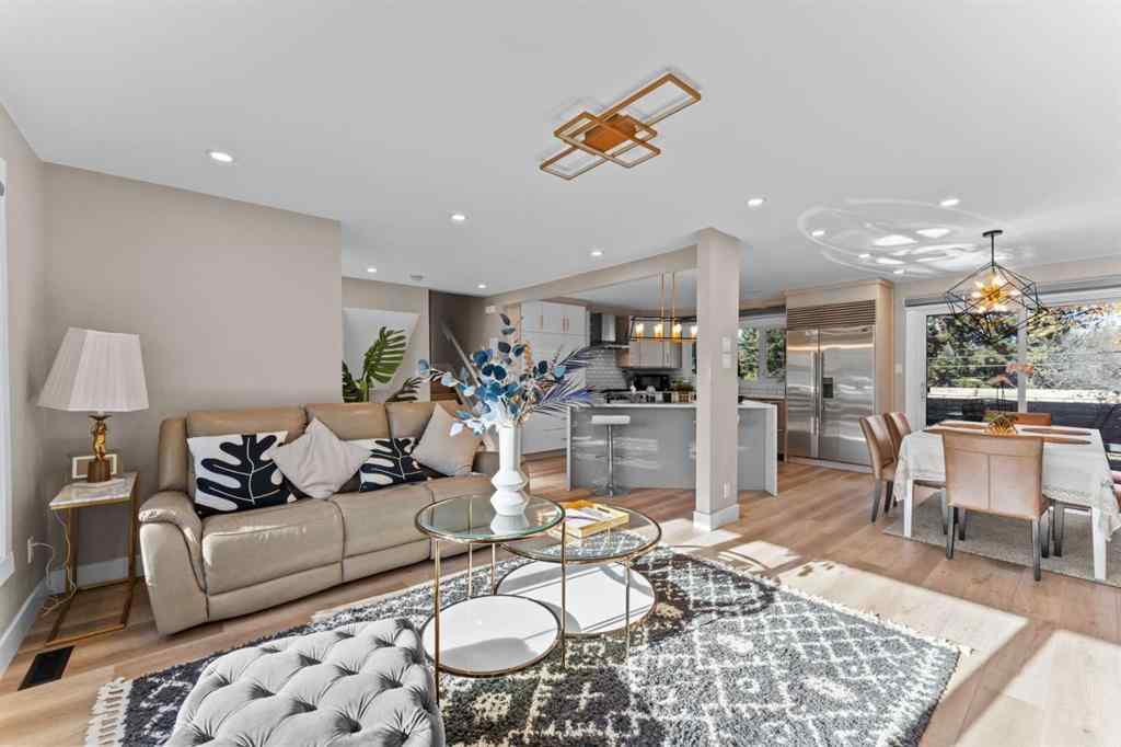 MLS® A2267116 - 3832 40 Avenue NW in Varsity Calgary, Residential