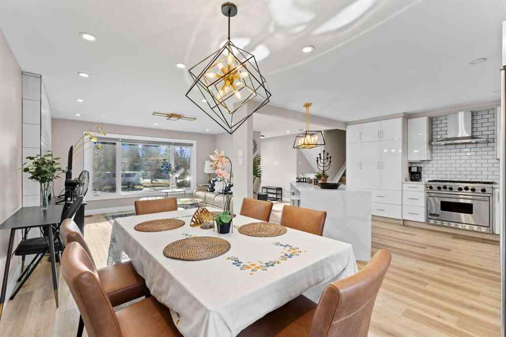 MLS® A2267116 - 3832 40 Avenue NW in Varsity Calgary, Residential