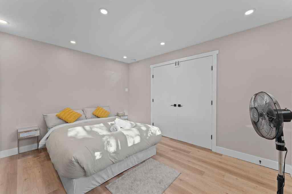 MLS® A2267116 - 3832 40 Avenue NW in Varsity Calgary, Residential