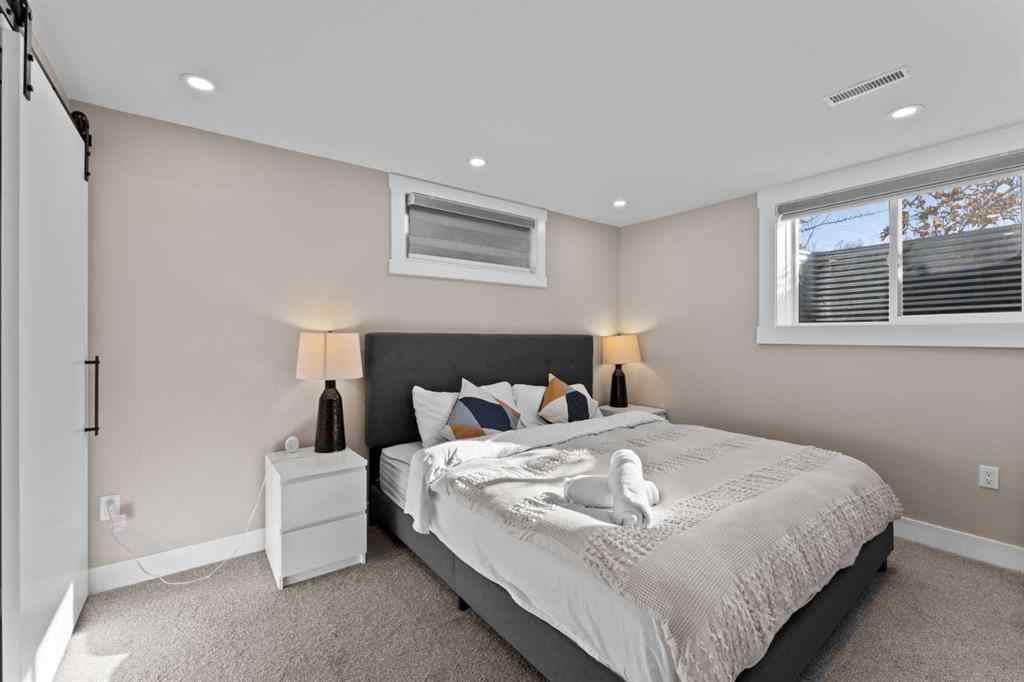 MLS® A2267116 - 3832 40 Avenue NW in Varsity Calgary, Residential