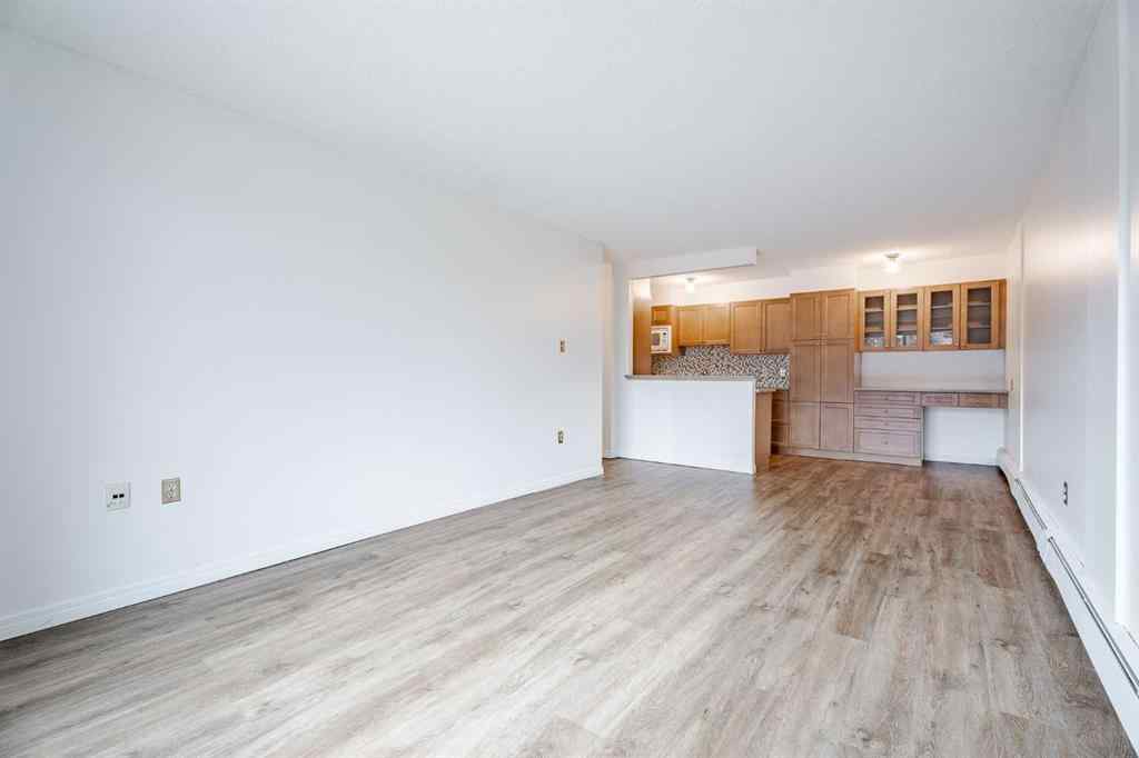 MLS® A2267119 - Unit #301 3420 50 Street NW in Varsity Calgary, Residential