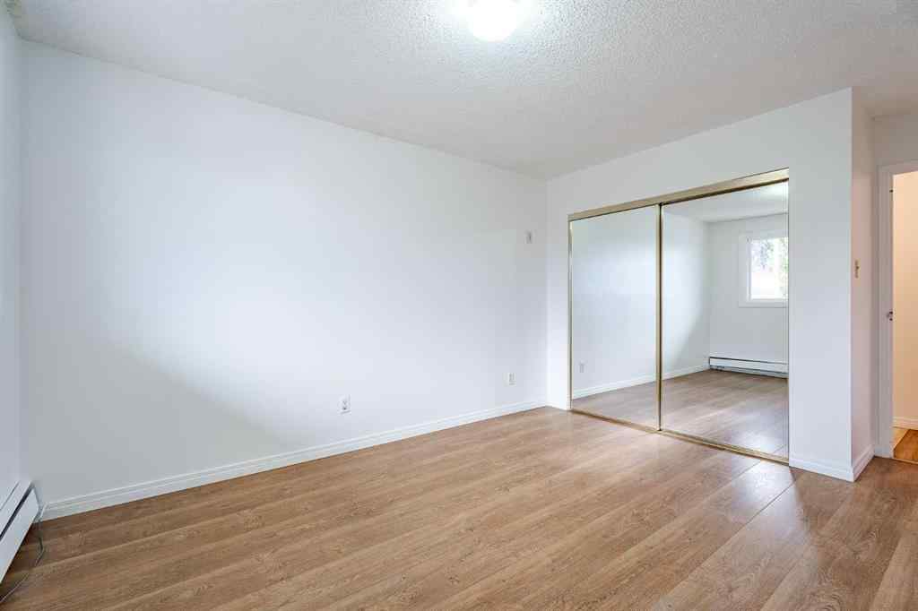 MLS® A2267119 - Unit #301 3420 50 Street NW in Varsity Calgary, Residential