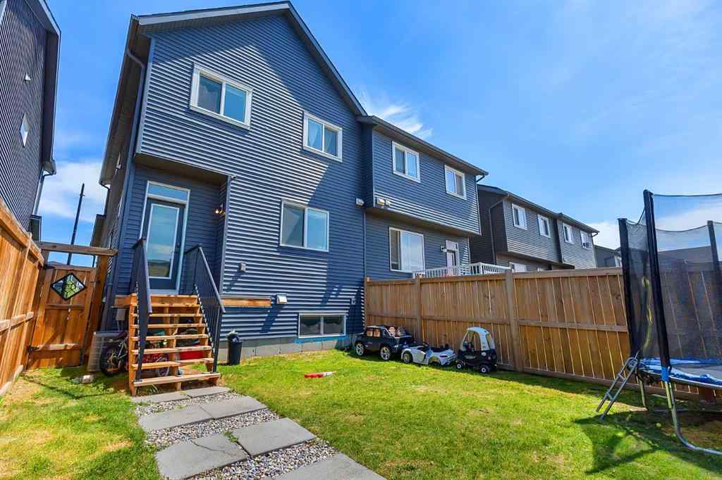MLS® A2267121 - 117 Highview Gate SE in Lanark Airdrie, Residential