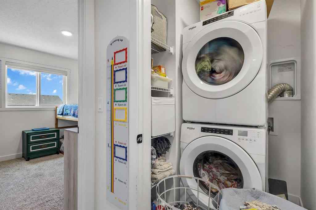 MLS® A2267121 - 117 Highview Gate SE in Lanark Airdrie, Residential