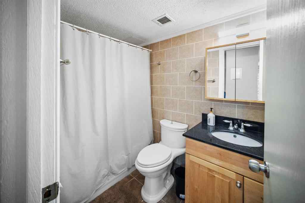 MLS® A2267123 - Unit #203 1719 11 Avenue SW in Sunalta Calgary, Residential
