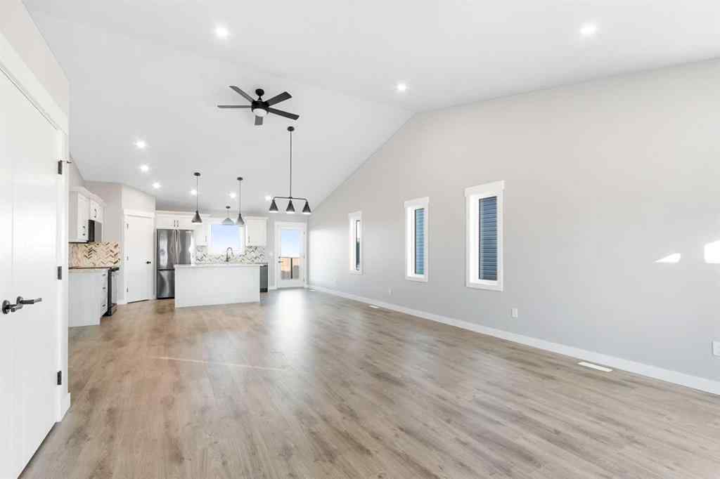 MLS® A2267124 - 3422 Victory Way  in NONE Olds, Residential