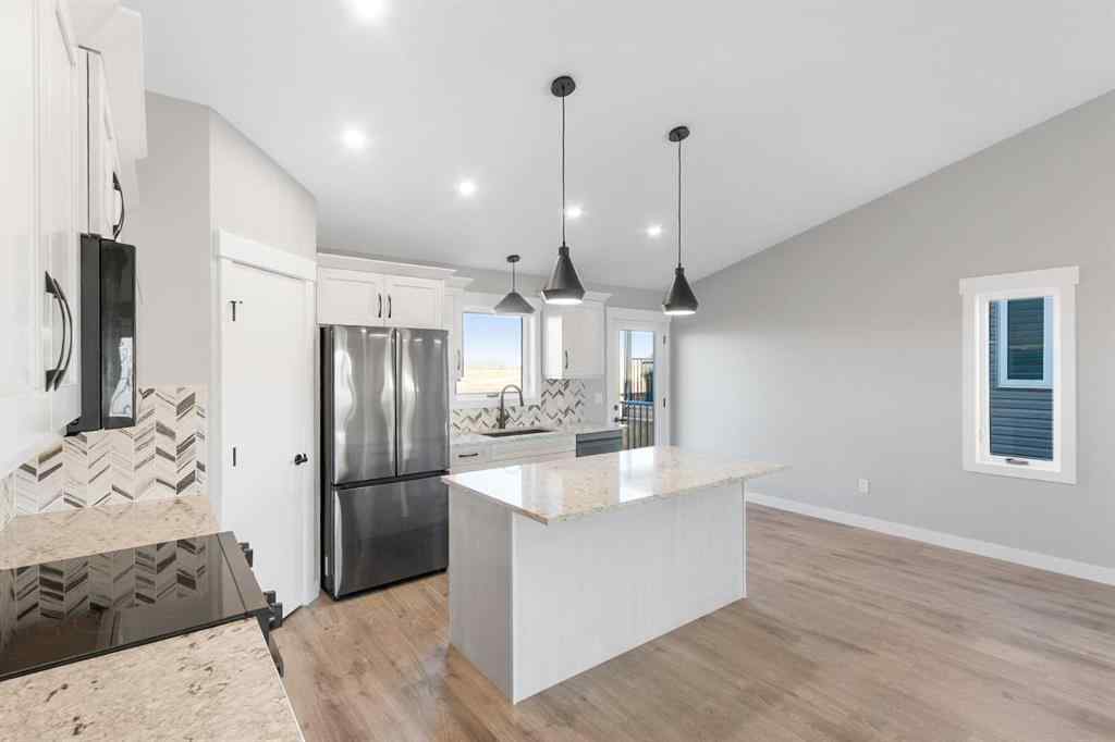 MLS® A2267124 - 3422 Victory Way  in NONE Olds, Residential